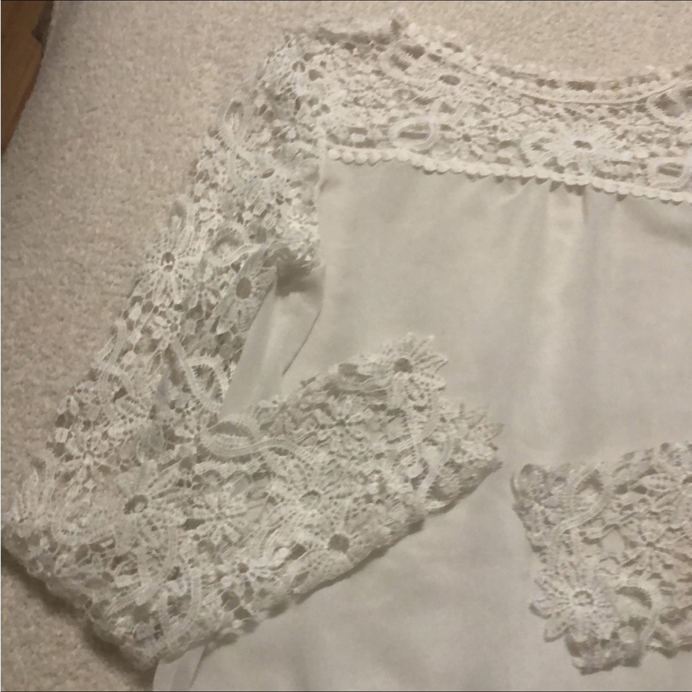Floral lace sleeve sheer boho top - Picture 2 of 4